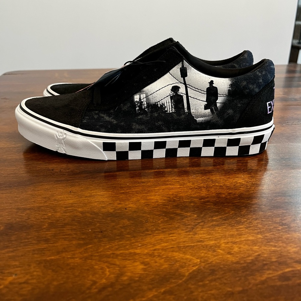 NWT Vans. The Exorcist!! House of terror. Rare.